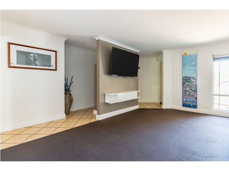 16 Strasbourg ramble, Port Kennedy WA 6172