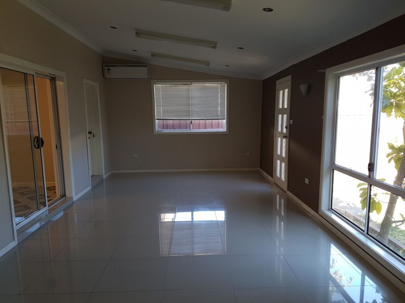 23 Arunta Avenue, Green Valley NSW 2168