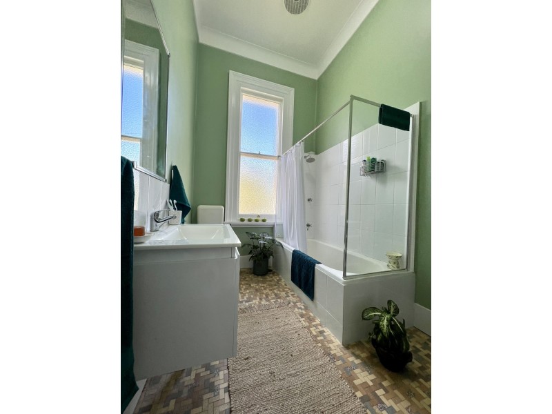 77 Main Street, Grenfell NSW 2810