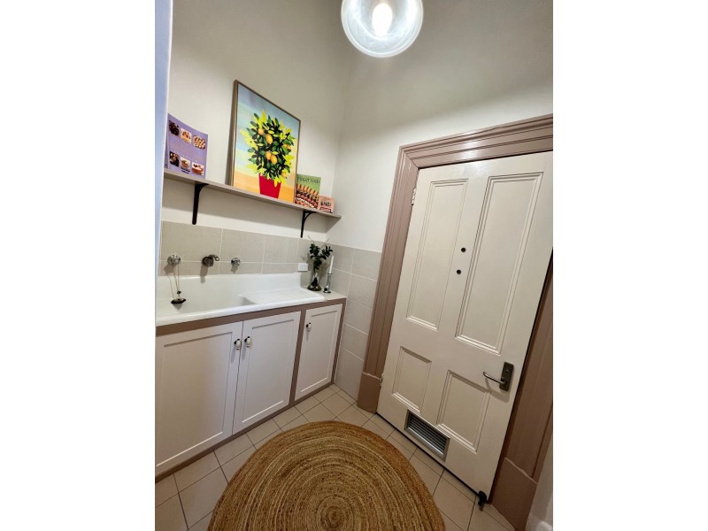 77 Main Street, Grenfell NSW 2810