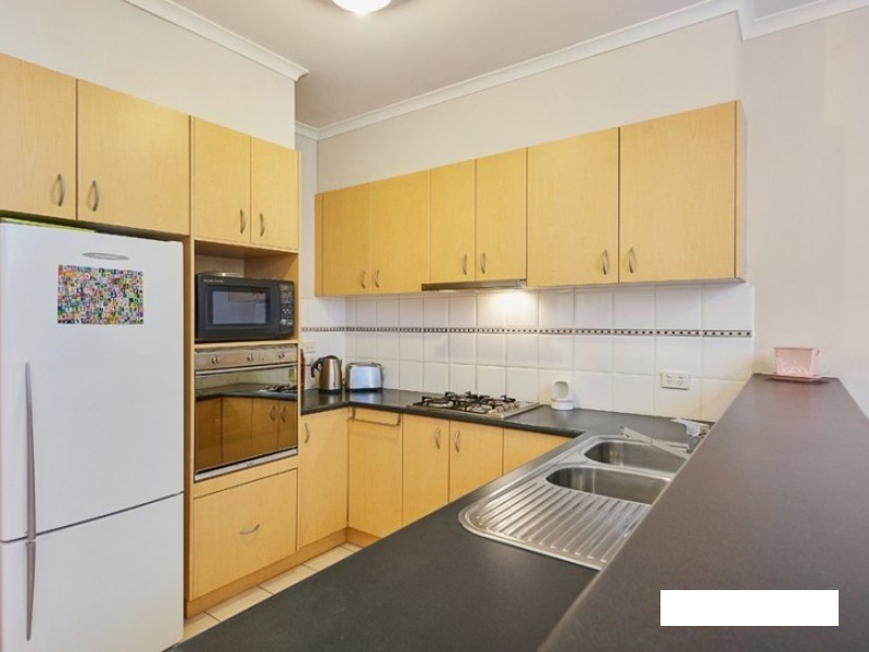 12 St Laurent Rise, Knoxfield VIC 3180