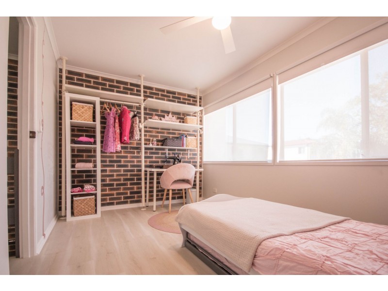2/160 Pine Street, Wynnum QLD 4178