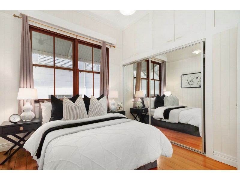 1 Stevenson Street, Grange QLD 4051