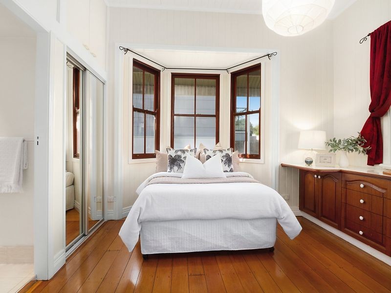 1 Stevenson Street, Grange QLD 4051