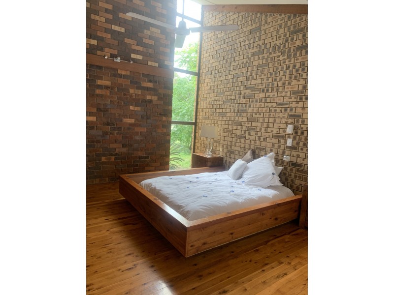 13-15 Dalby St, Nanango QLD 4615