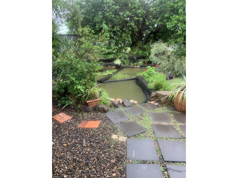 13-15 Dalby St, Nanango QLD 4615