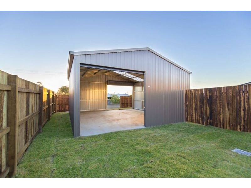 33 Milford Street, Westbrook QLD 4350