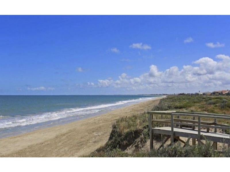 5 Petina Court, Silver Sands WA 6210