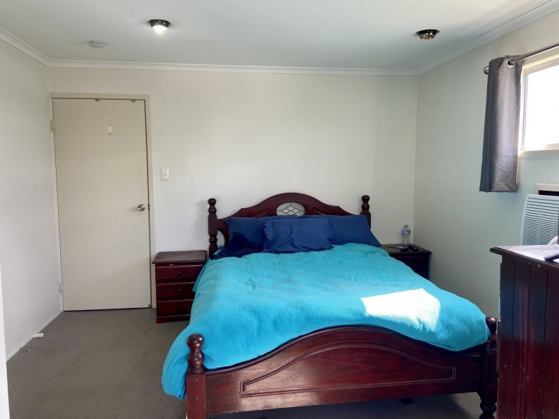 12 Crest Avenue, Boyne Island QLD 4680