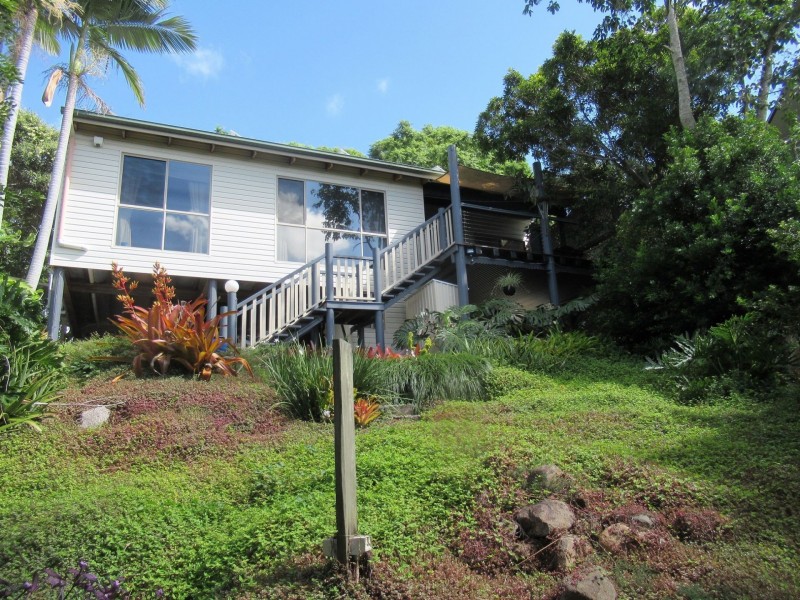 22 Fleetwood Court, Ferny Hills QLD 4055