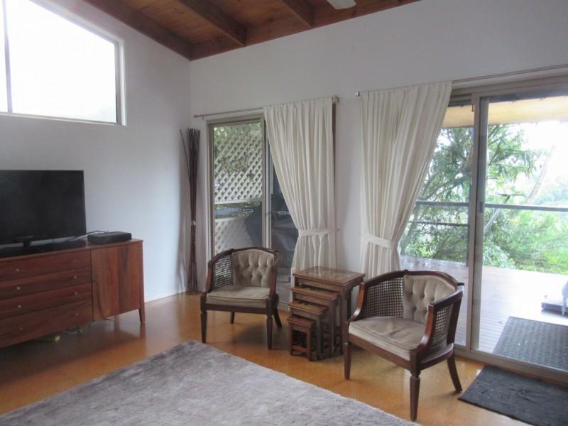 22 Fleetwood Court, Ferny Hills QLD 4055