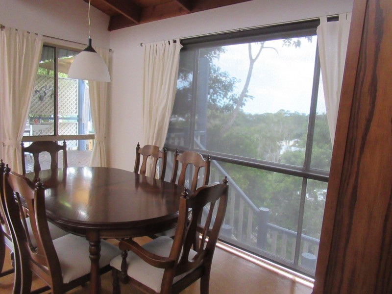 22 Fleetwood Court, Ferny Hills QLD 4055