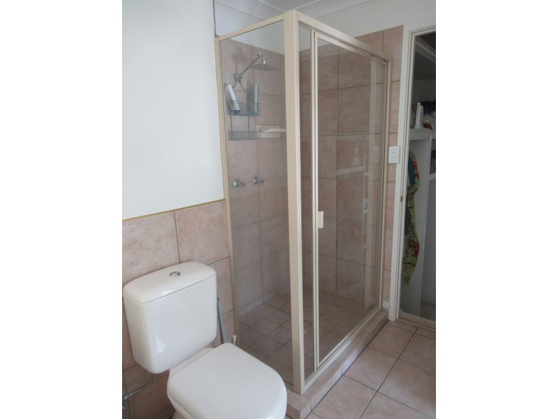 22 Fleetwood Court, Ferny Hills QLD 4055