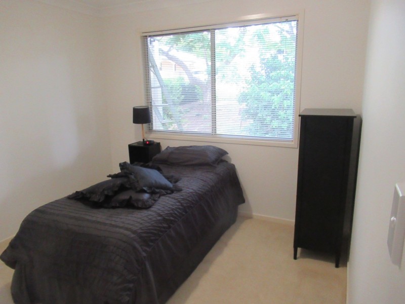 22 Fleetwood Court, Ferny Hills QLD 4055