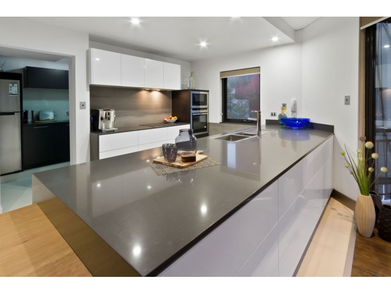 7/4 Centro Avenue, Subiaco WA 6008