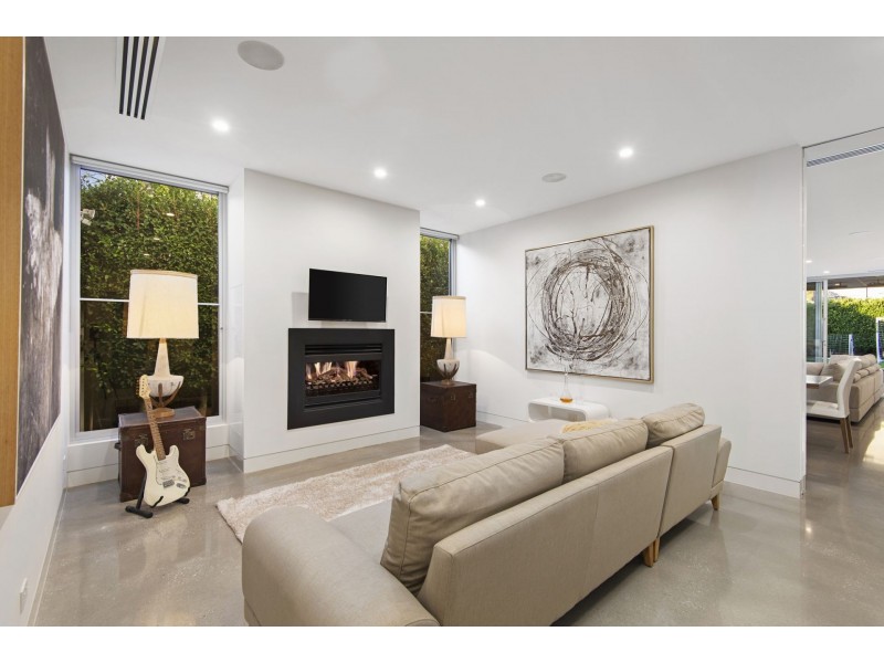 4A Florence Ave, Kew VIC 3101