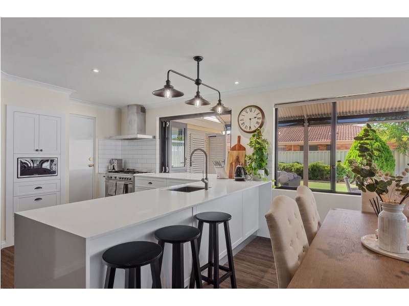 24 Kelderman Elbow, Eaton WA 6232