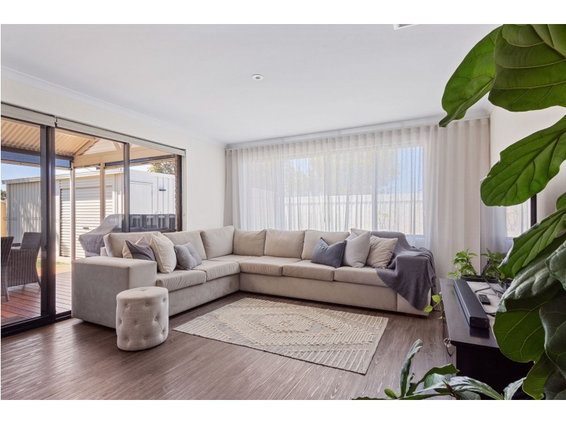 24 Kelderman Elbow, Eaton WA 6232
