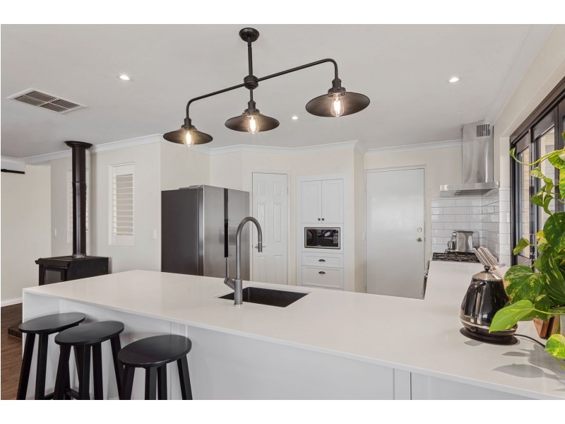 24 Kelderman Elbow, Eaton WA 6232