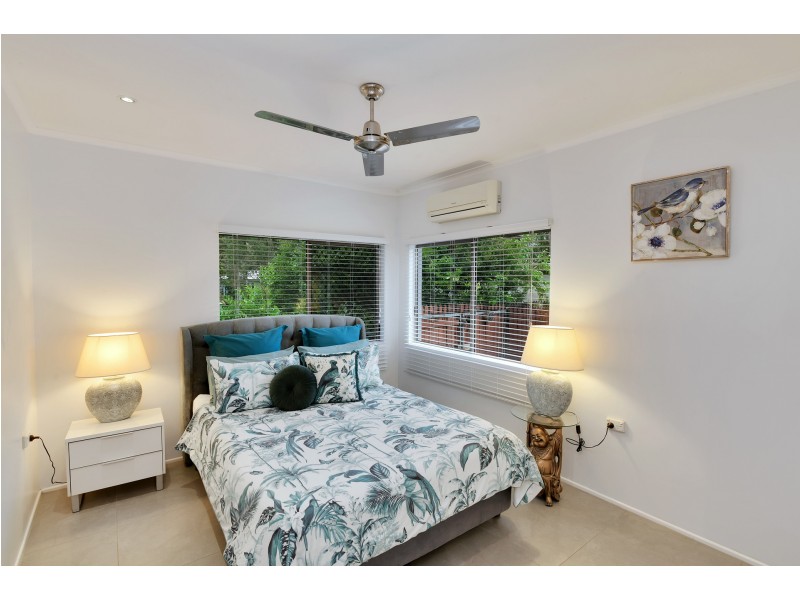 45 Hobson Drive, Brinsmead QLD 4870