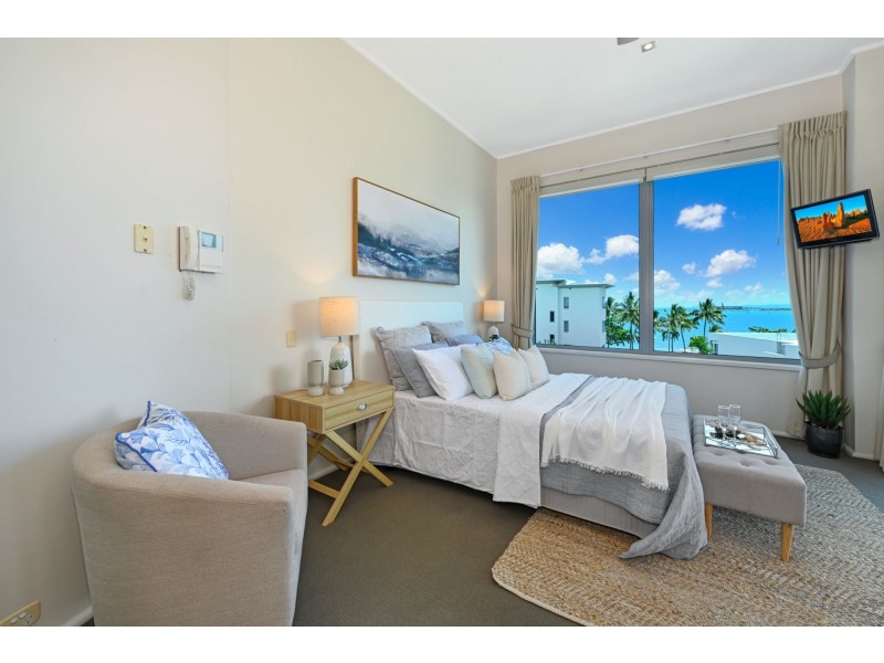 310/72-74 The Strand, North Ward QLD 4810