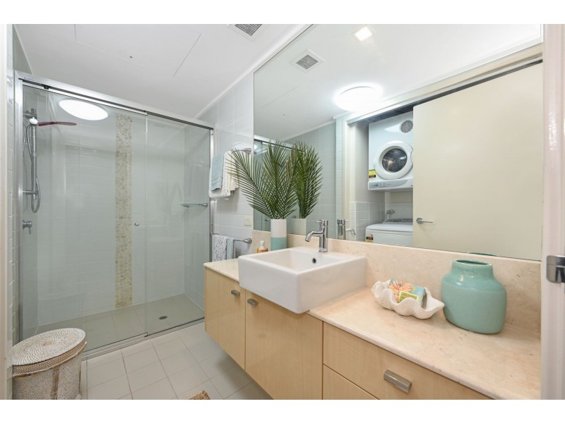 310/72-74 The Strand, North Ward QLD 4810