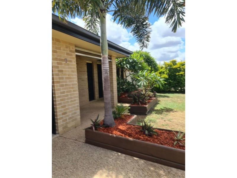 7 Rogers Street, Emerald QLD 4720
