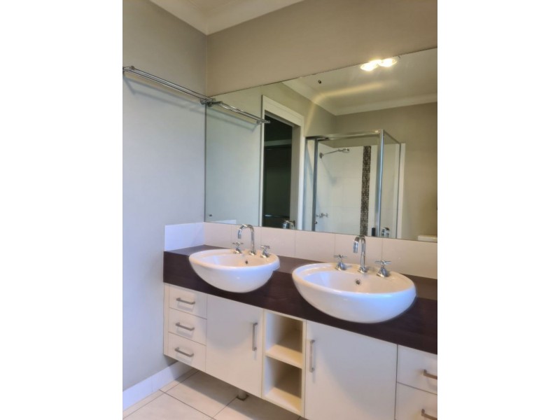 7 Rogers Street, Emerald QLD 4720
