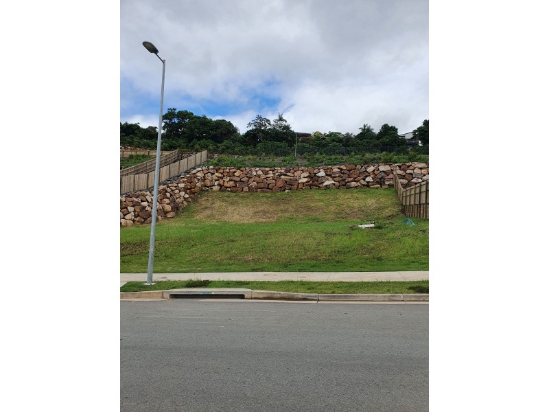 19 Jeanette Avenue, Nambour QLD 4560