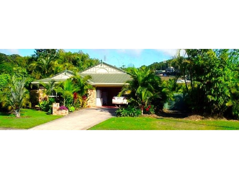 8 Morgan Close, Yaroomba QLD 4573