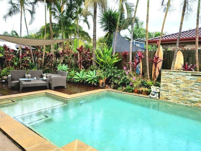 8 Morgan Close, Yaroomba QLD 4573