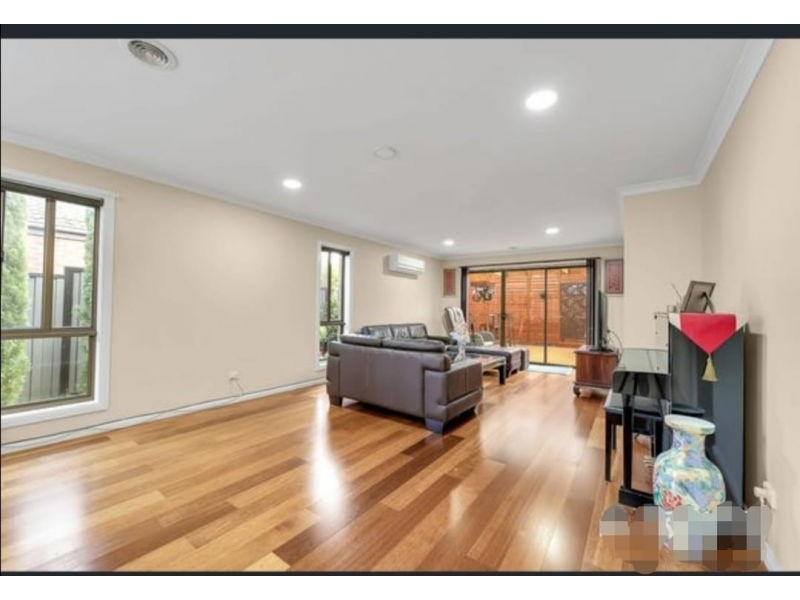 35 Victorking Drive, Point Cook VIC 3030