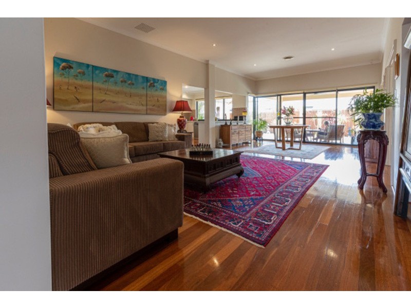 8 Katinka Street, Dalyellup WA 6230