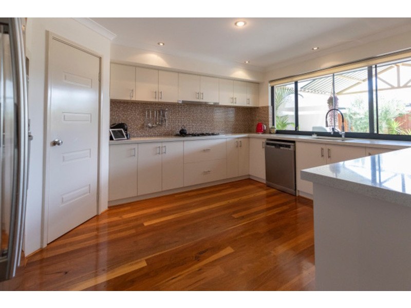 8 Katinka Street, Dalyellup WA 6230