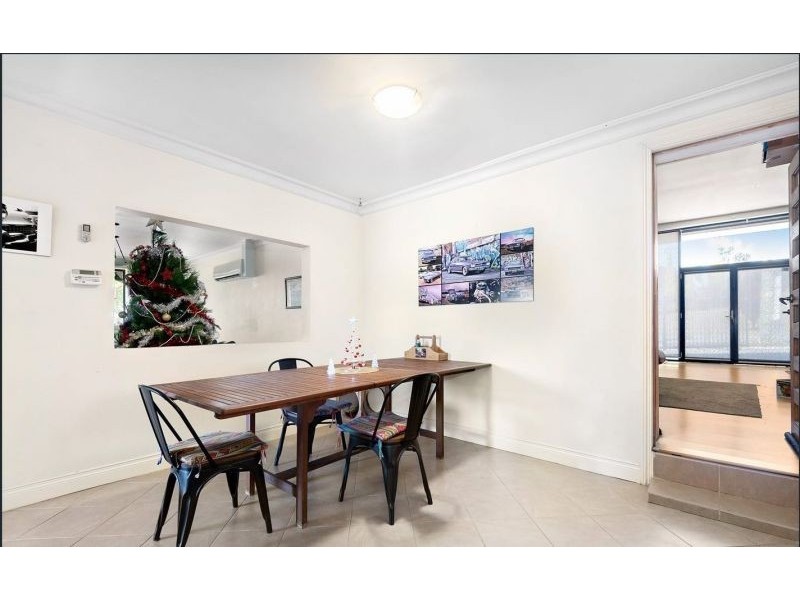 4 Louis Street, Doveton VIC 3177