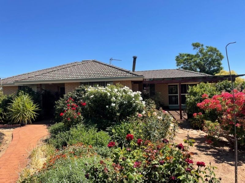 40 Corberding Road, Brookton WA 6306