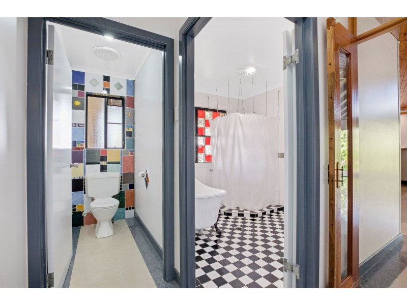 7 Vailala rise, Rural View QLD 4740