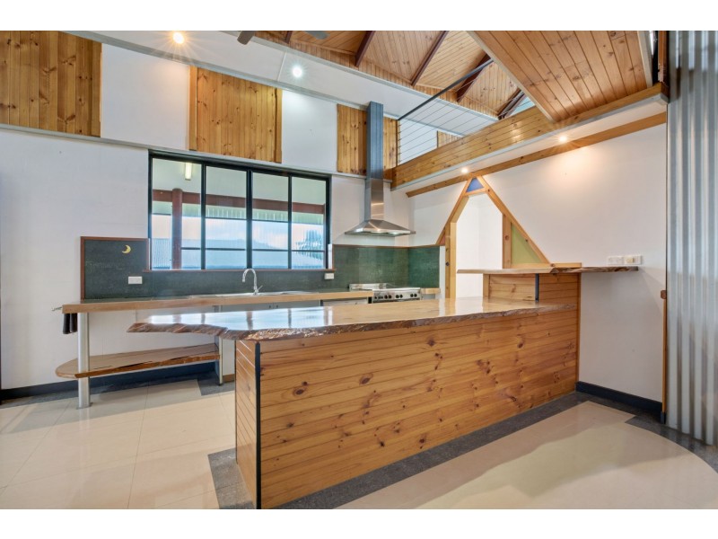7 Vailala rise, Rural View QLD 4740