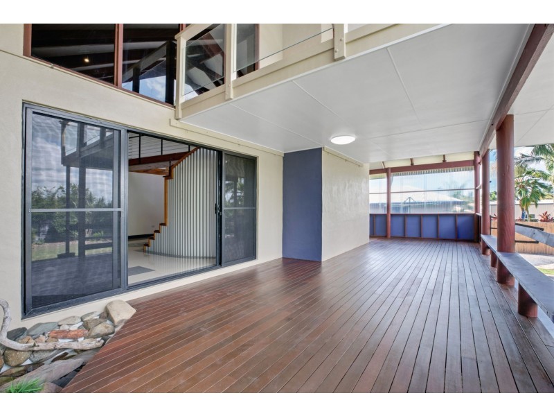 7 Vailala rise, Rural View QLD 4740