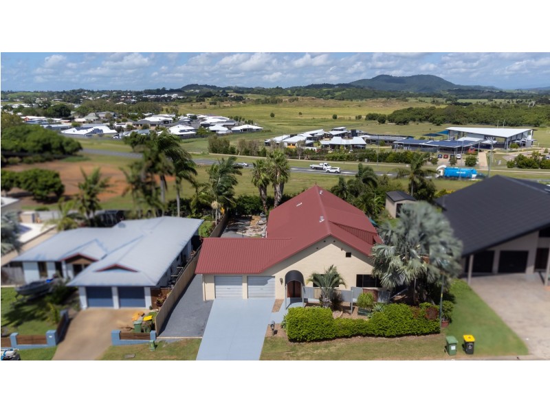 7 Vailala rise, Rural View QLD 4740