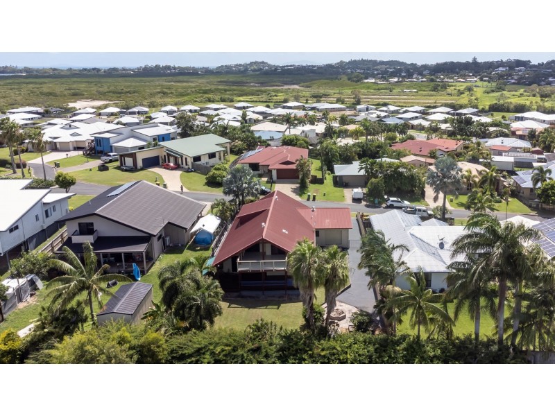 7 Vailala rise, Rural View QLD 4740