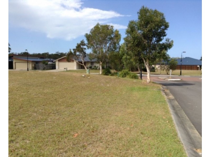 2 Boambillee Circuit, Cooloola Cove QLD 4580