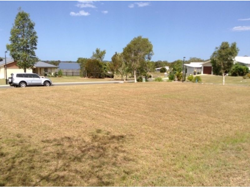 2 Boambillee Circuit, Cooloola Cove QLD 4580
