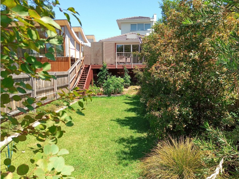 3/11 Sunbury Crescent, Surrey Hills VIC 3127