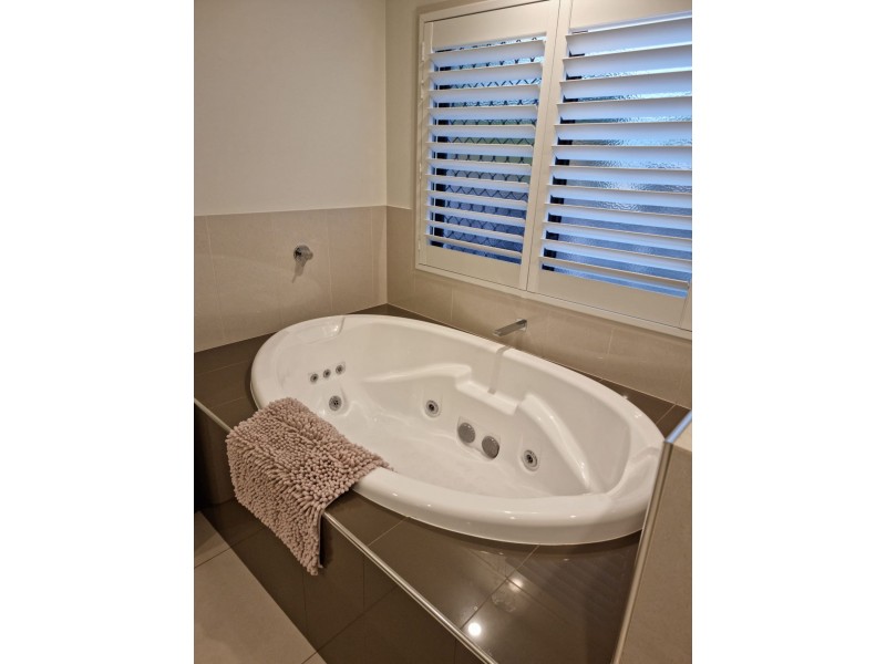 9 Thomas Healy Dr, Bundaberg East QLD 4670