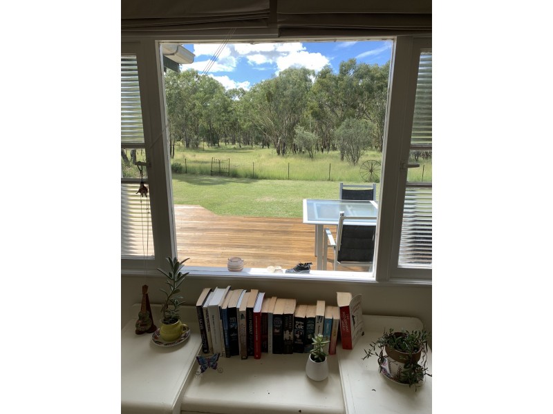 262 Lynams Road, Ballandean QLD 4382