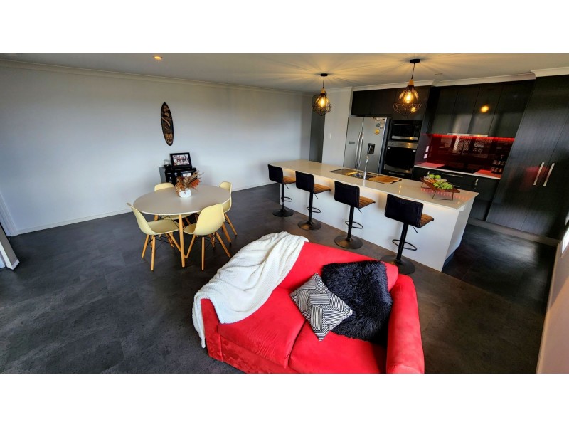 6 Mowbray place, Urraween QLD 4655