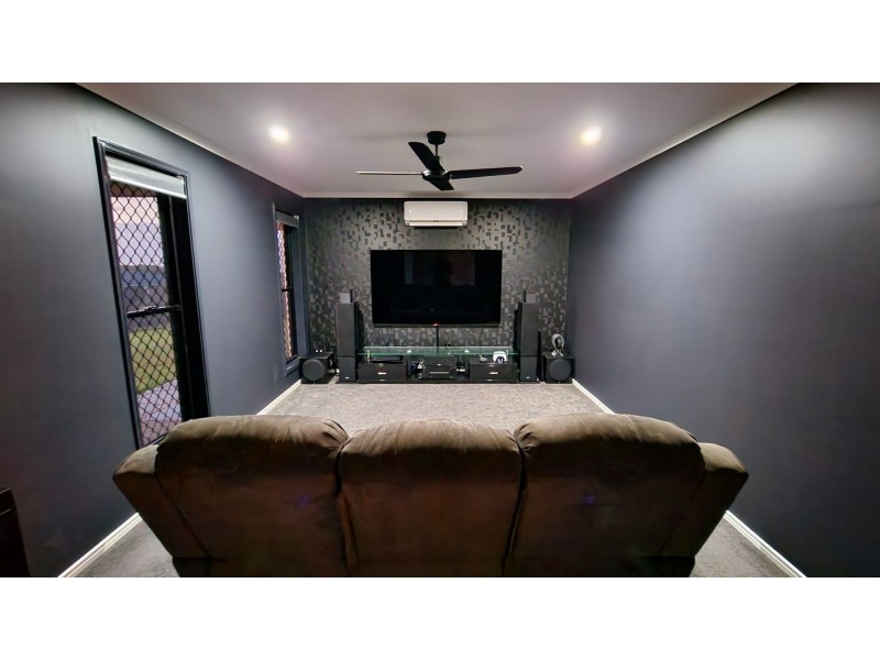 6 Mowbray place, Urraween QLD 4655