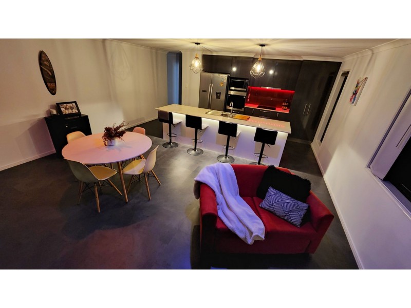 6 Mowbray place, Urraween QLD 4655