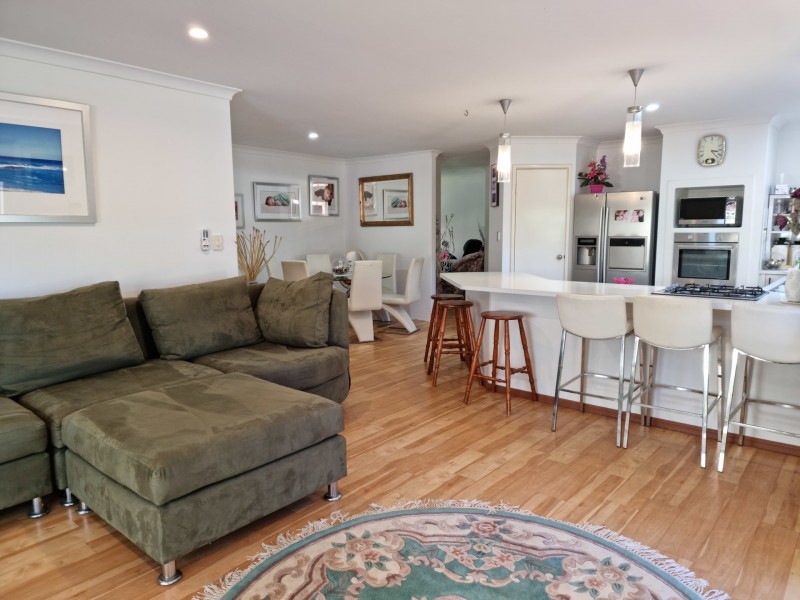 27 Cathedral loop, West Busselton WA 6280
